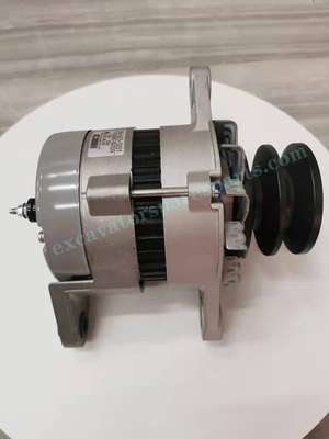 600-821-5620 600-821-5630掘削機の予備品エンジン6D125の交流発電機