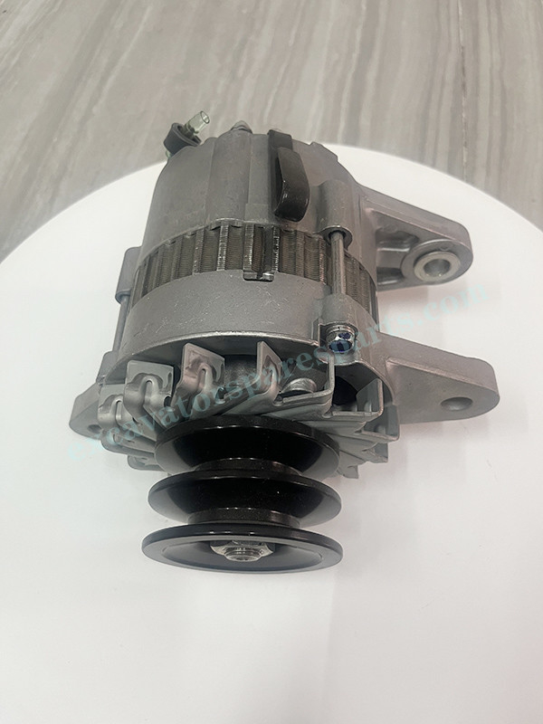 エンジン6BG1QC 25Aのための0-33000-6000 1-81200-365-2の掘削機の予備品EX200-1